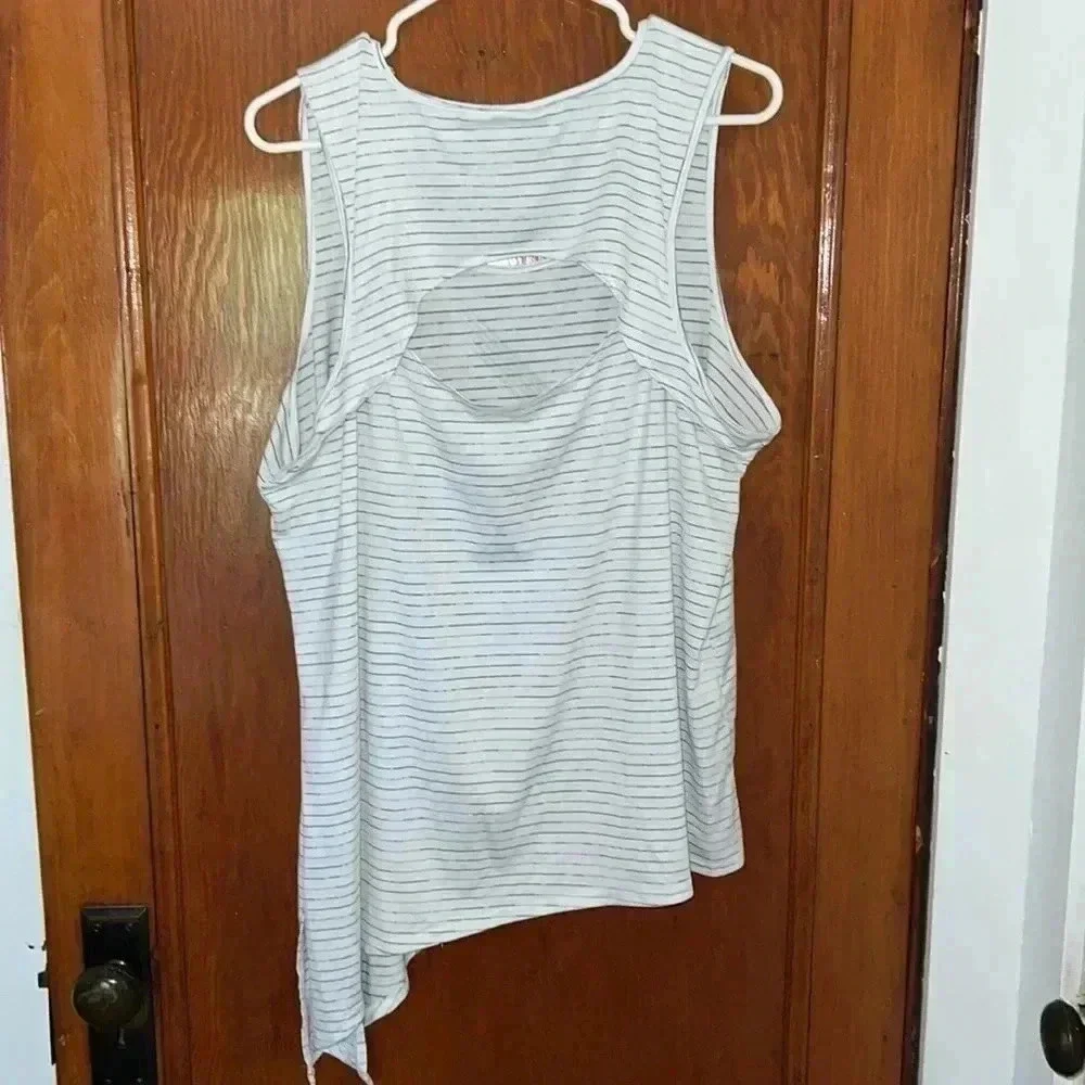 Skechers size xl